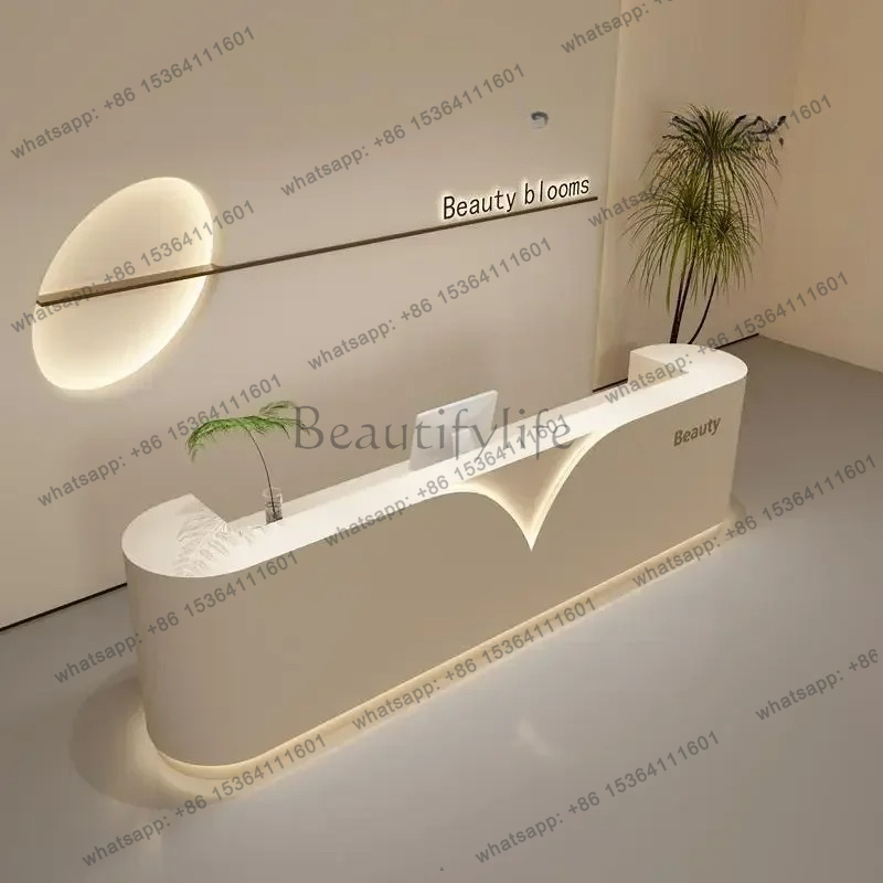 Meja kasir toko pakaian sederh - Luxury Skincare Store ulasan dan harga